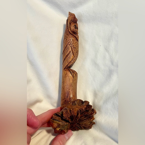 *EUC* OWL carved from Stabilized Lichen- Intricate Design - Possible Artist Mark - Picture 4 of 13
